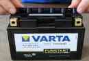 Come caricare la batteria di una moto