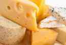 Come fare la salsa di formaggio per la pasta con il latte