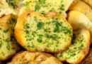 Come fare il pane all'aglio a casa