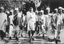 Perché gandhi ha camminato verso il mare?
