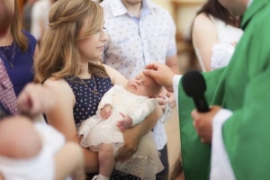 I migliori regali per il battesimo di un padrino