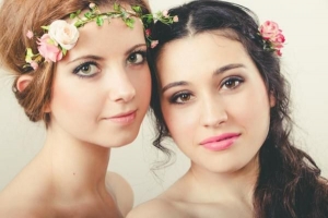 Accessori per capelli da indossare per un matrimonio mattutino
