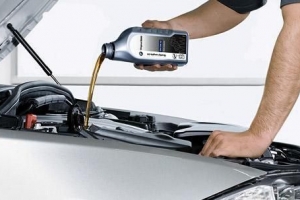 Quanto spesso dovresti cambiare l'olio motore?