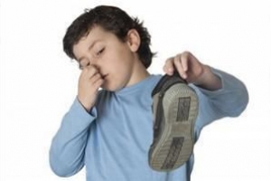 Come pulire le scarpe maleodoranti