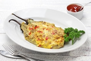 Come cucinare il tortang talong con l'uovo?