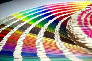 Come decidere di che colore dipingere la tua camera da letto