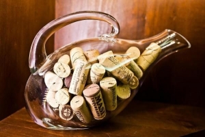 Come decorare usando bottiglie di vetro riciclate