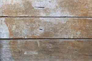 Come angosciare i mobili in legno