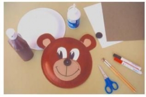 Come realizzare una maschera da orso con piatti di carta