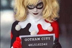 Come realizzare un costume da harley quinn per halloween?