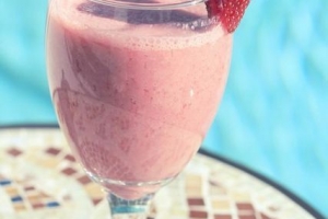 Come fare un milkshake alla fragola in 4 semplici passaggi