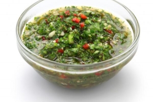 Come fare la salsa chimichurri argentina