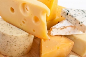 Come fare la salsa di formaggio per la pasta con il latte