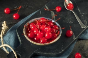 Come preparare in casa le ciliegie da cocktail nello sciroppo?