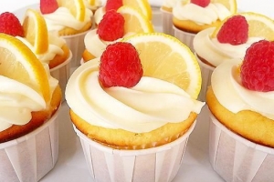 Come fare la glassa al limone da zero