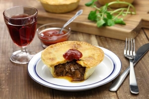 Come fare la torta di carne a casa?