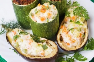 Come fare le zucchine ripiene con gamberi