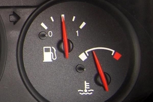 Come misurare il livello dell'olio nella tua auto