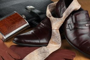 Come rimuovere le macchie di inchiostro dalle scarpe in pelle