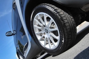 Come prendersi cura delle ruote dell'auto