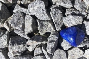 Le migliori pietre preziose per l'acquario