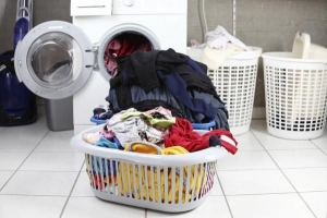 Trucchi per asciugare i vestiti più velocemente senza asciugatrice